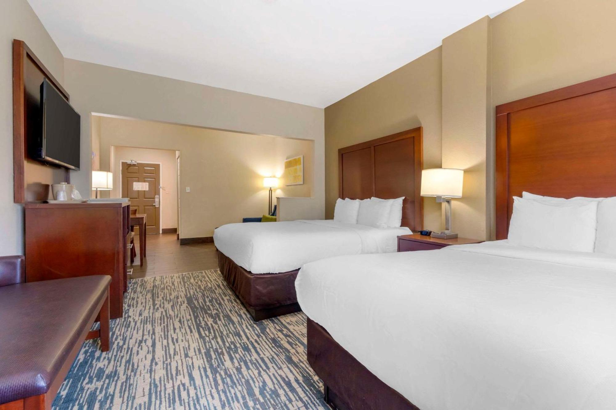 Comfort Suites Keeneland Lexington Exterior photo