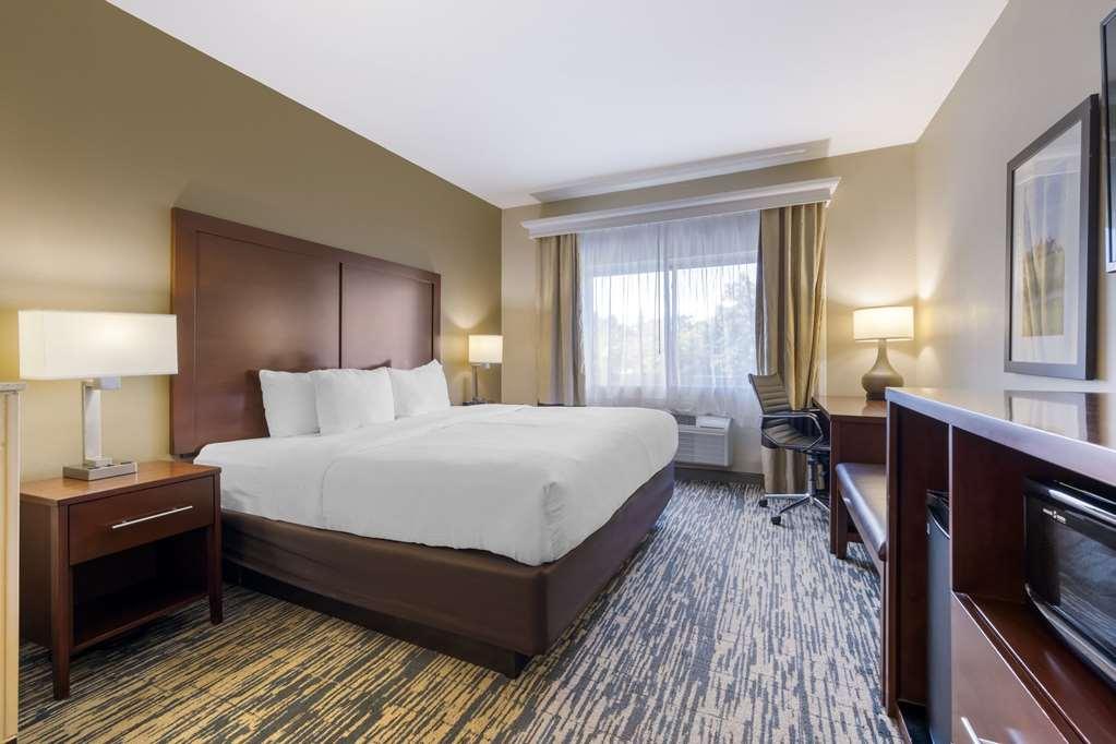 Comfort Suites Keeneland Lexington Room photo